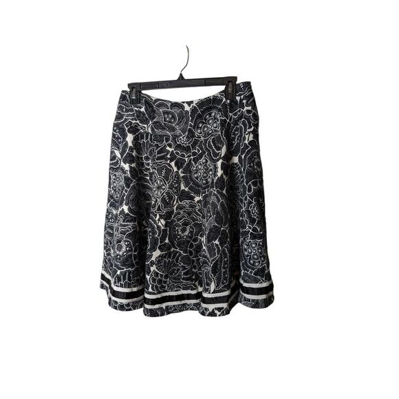 Whitehouse Black Market Skirt Size‎ 8 fit an flare - Picture 1 of 8